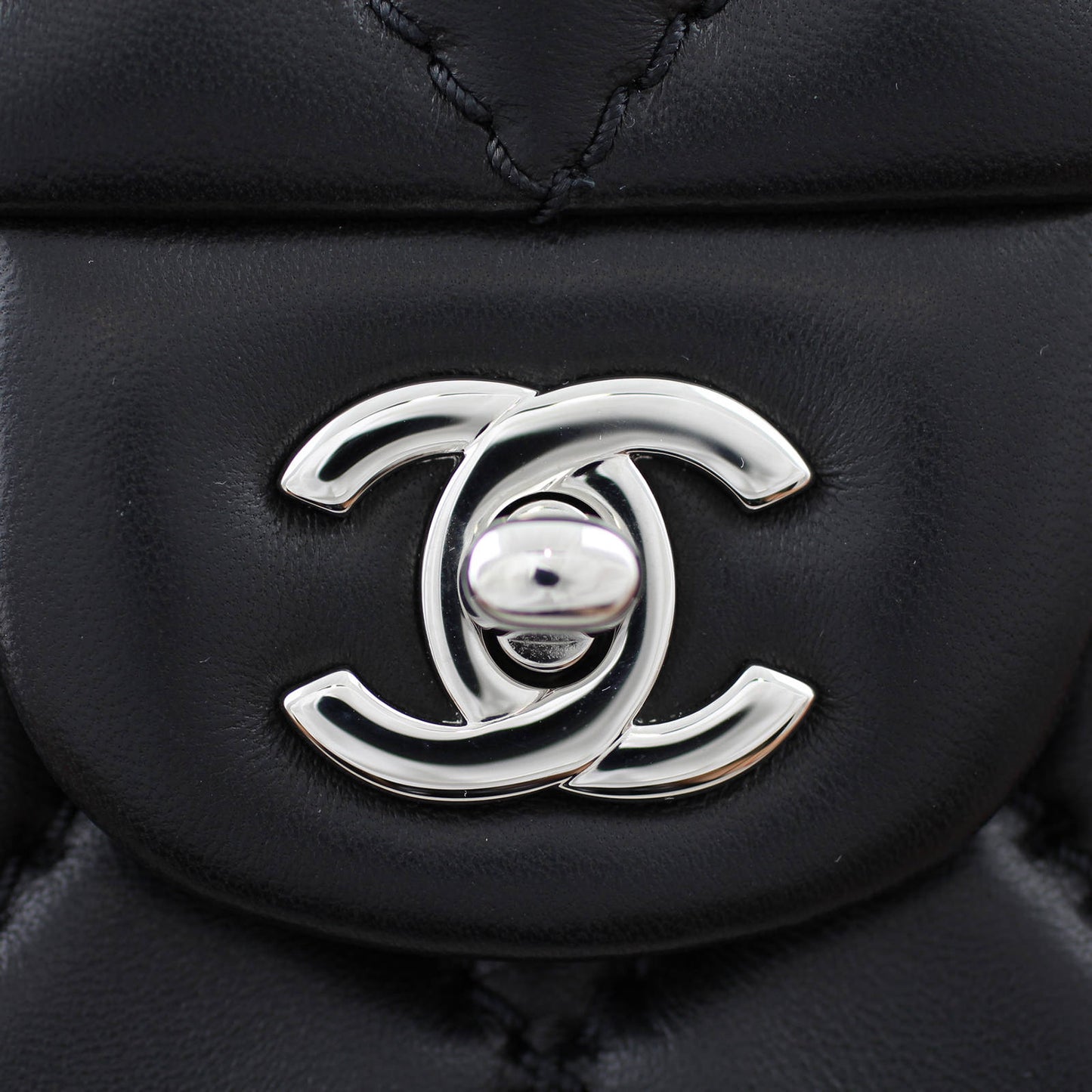 Chanel Easy Carry Medium Flap Bag