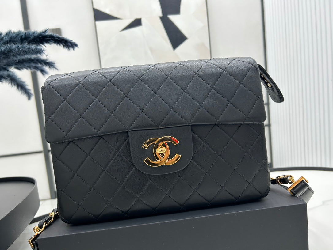 Chanel Handbag Bag - Tiana Bags