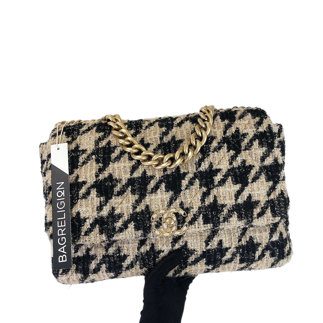 Maxi Chanel 19 Houndstooth Tweed 19K Beige Black Flap Bag