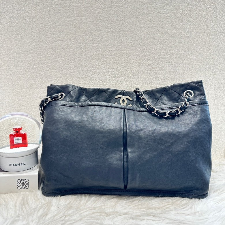 Chanel Tote Bag - Tiana Bags