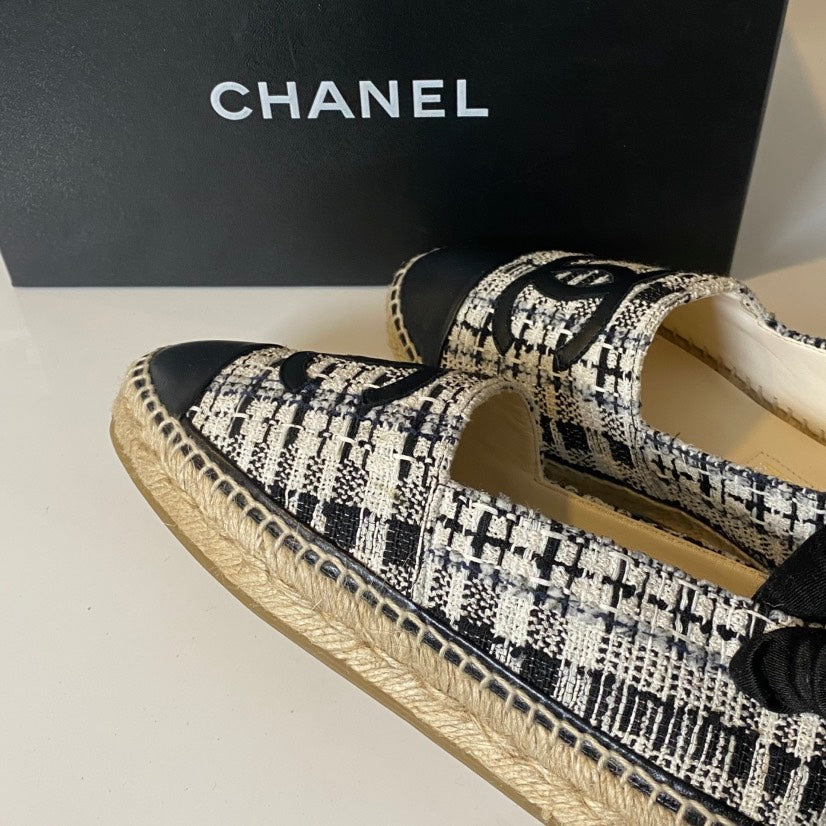 Chanel Handbag Bag - Tiana Bags