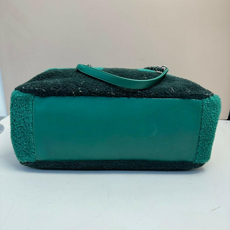 Chanel Tote Bag - Tiana Bags