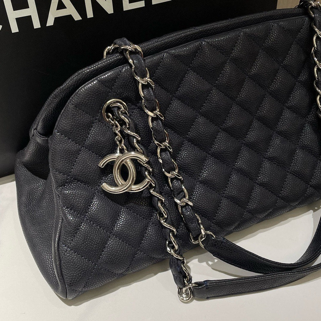 Chanel Handbag Bag - Tiana Bags