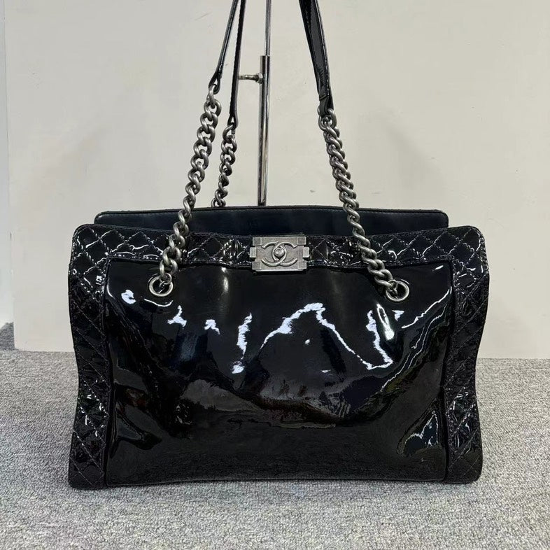 Chanel Tote Bag - Tiana Bags