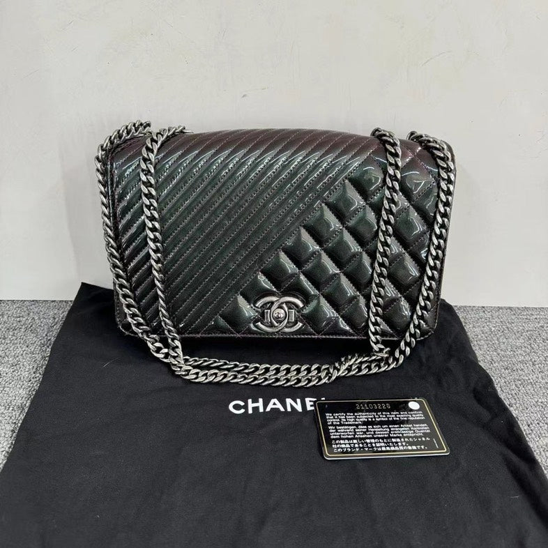 Chanel Shoulder Bag - Tiana Bags