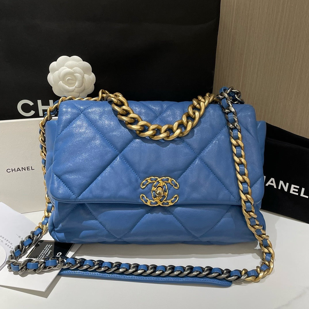 Chanel Shoulder Bag - Tiana Bags