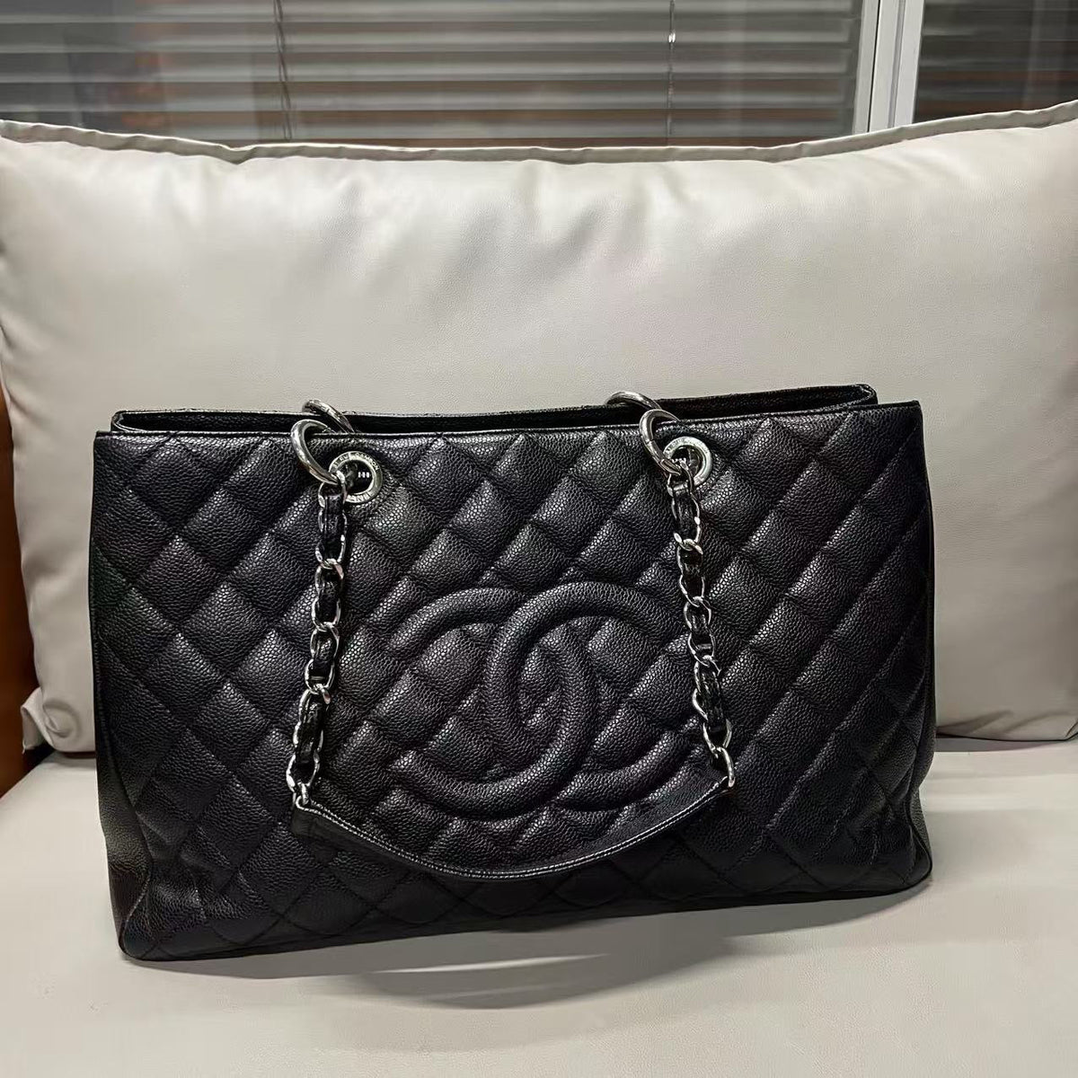Chanel Tote Bag - Tiana Bags