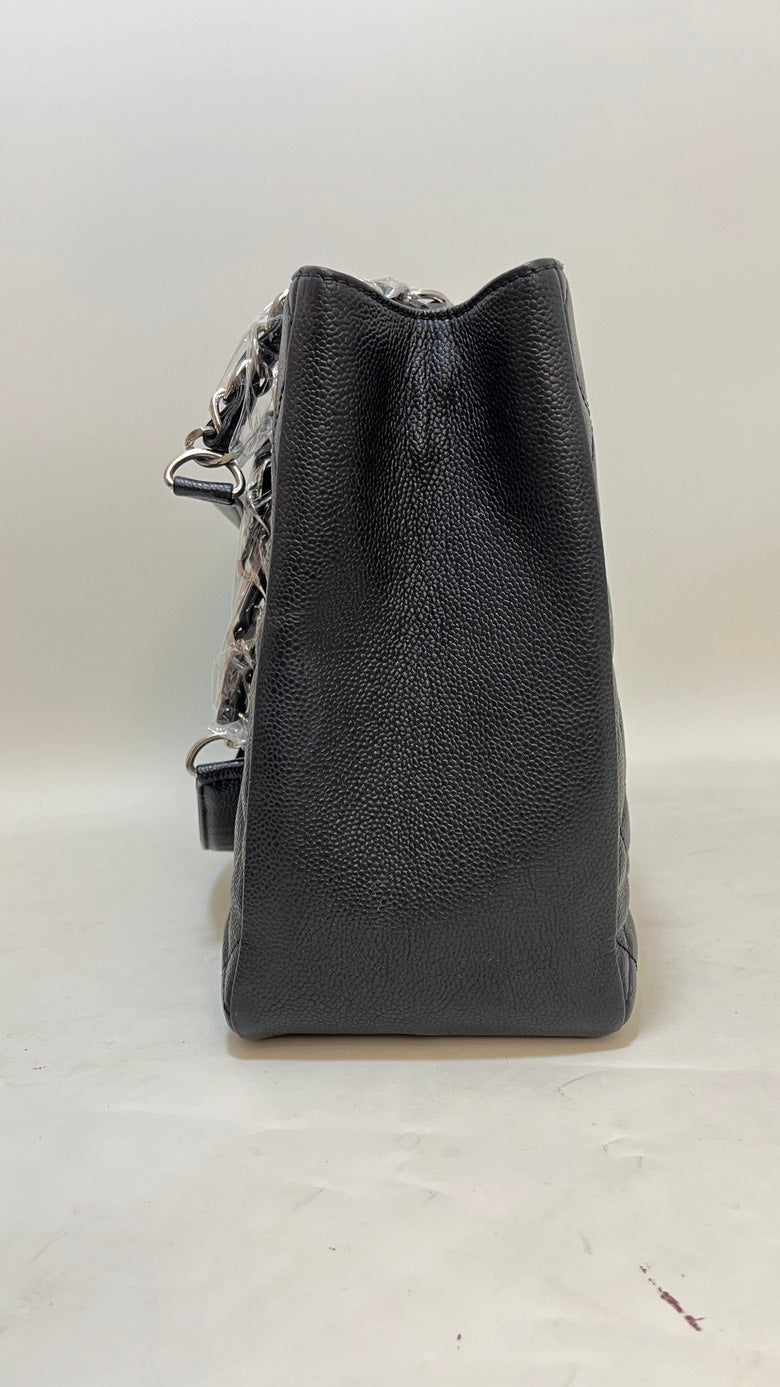 Chanel Tote Bag - Tiana Bags