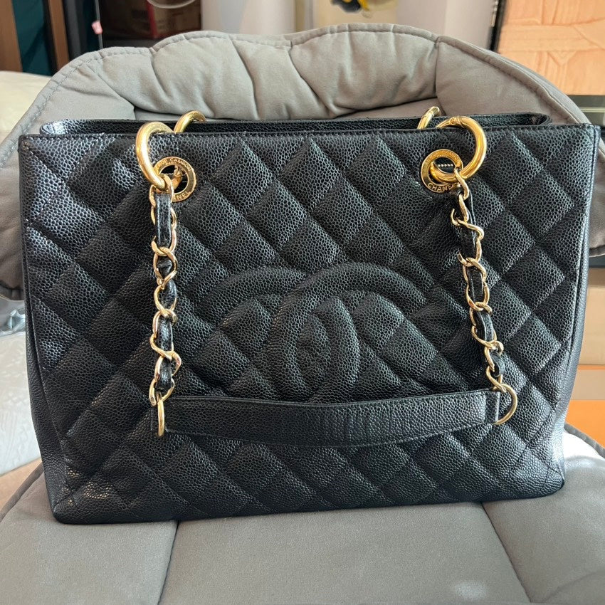 Chanel Tote Bag - Tiana Bags
