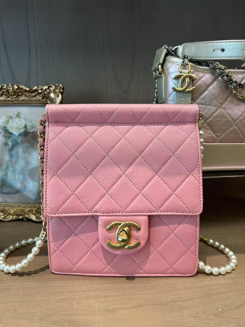 Chanel Shoulder Bag - Tiana Bags