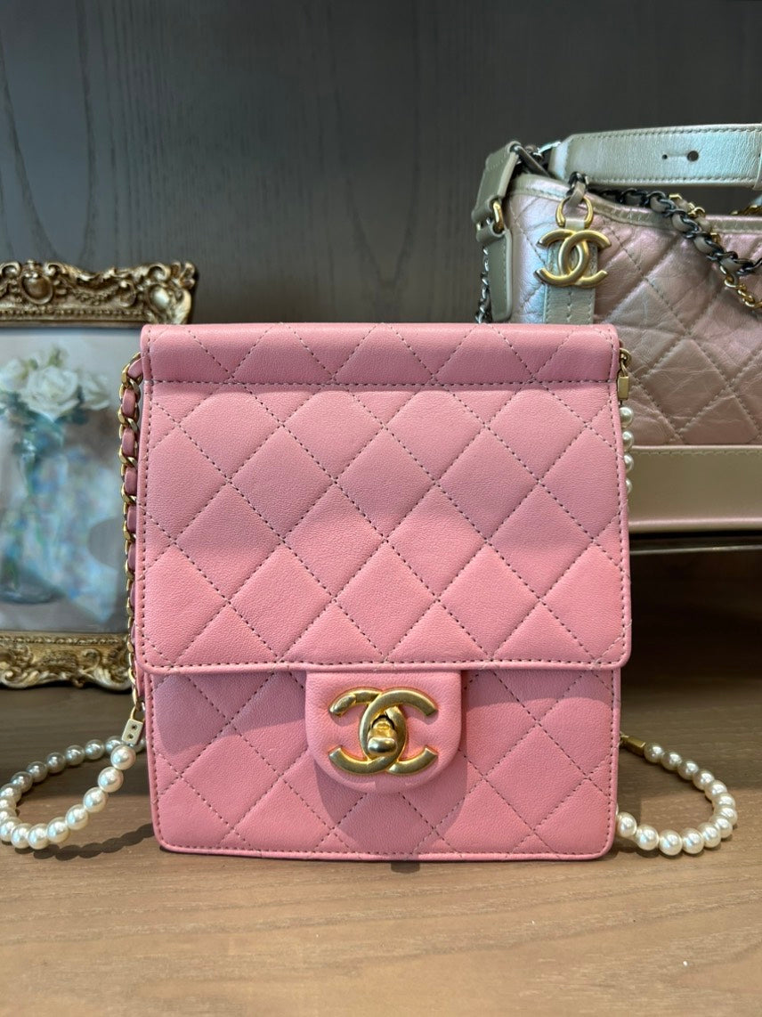 Chanel Shoulder Bag - Tiana Bags