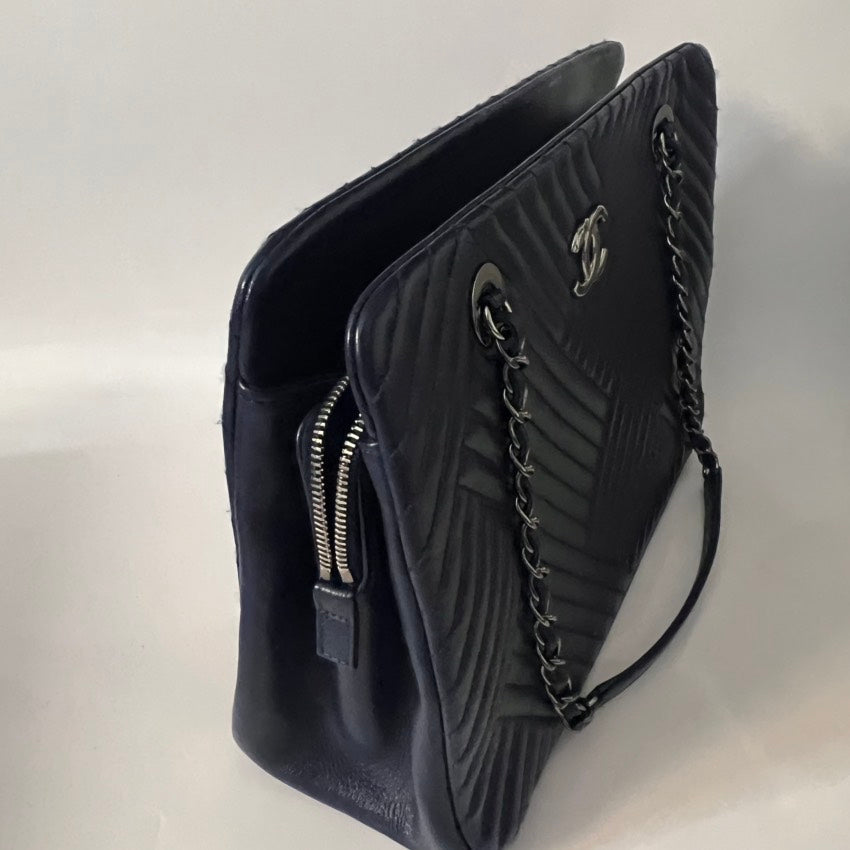 Chanel Tote Bag - Tiana Bags