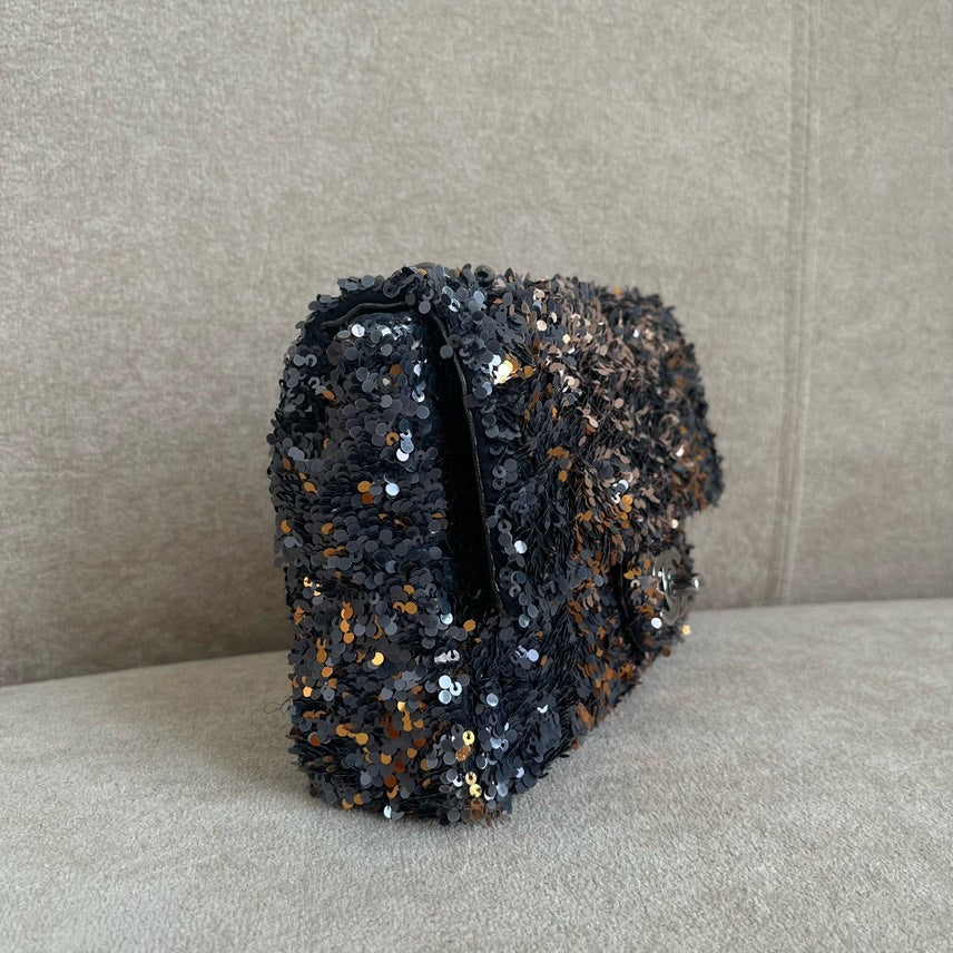 Chanel Shoulder Bag - Tiana Bags