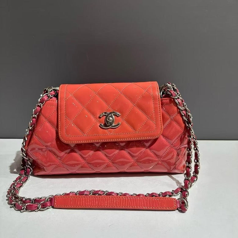 Chanel Shoulder Bag - Tiana Bags